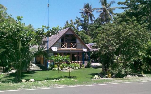 Rainbow Bay Beach and Dive Resort