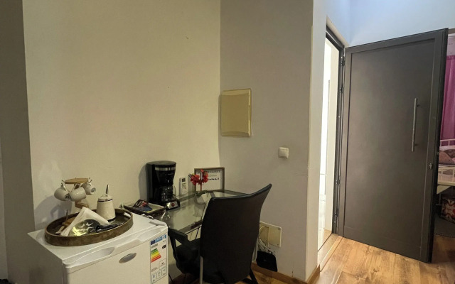 City Center Luxurious Studio Techas Place