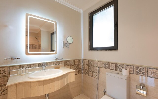 Maison Privee - Luxury 5BR Villa with Private Pool and Beach