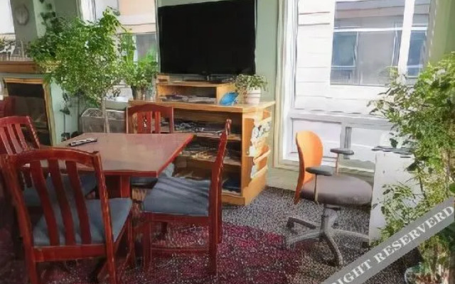 Super 8 Motel - Penticton