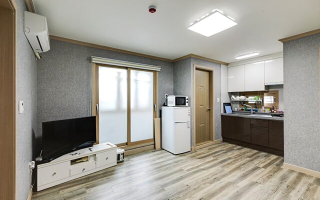 Yeosu Seongsim Pension