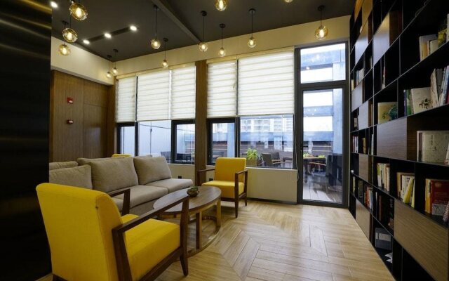 Shanghai Little Lujiazui Qingju Homestay