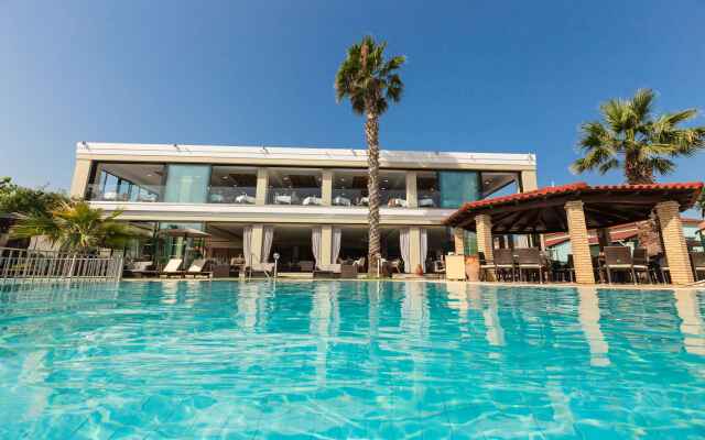 Robolla Beach Apart Hotel
