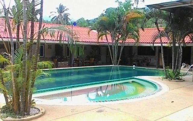 Baanplaidoi Resort
