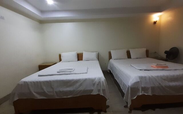 OYO 1000 Az Hotel