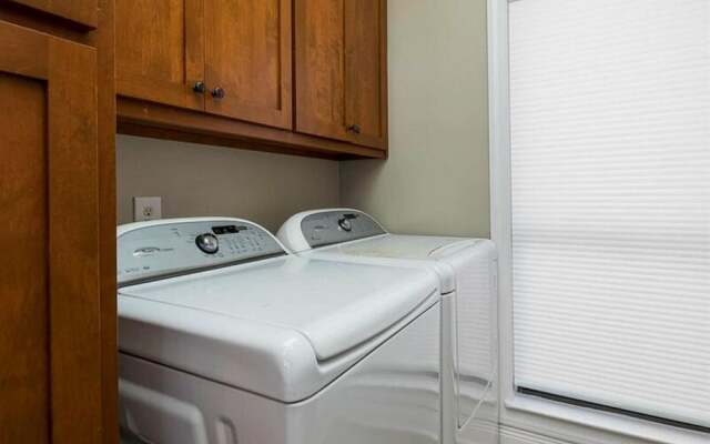 Viking by Meyer Vacation Rentals