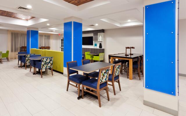Holiday Inn Express Dothan North by IHG