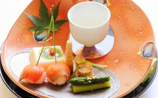 Keikoku Bettei Mochinoki