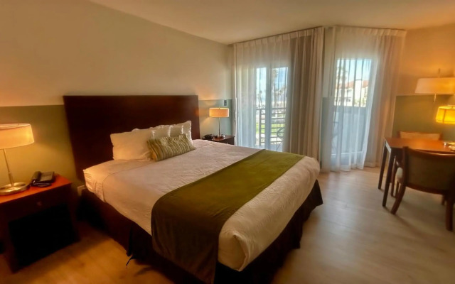 Huntington Beach Inn