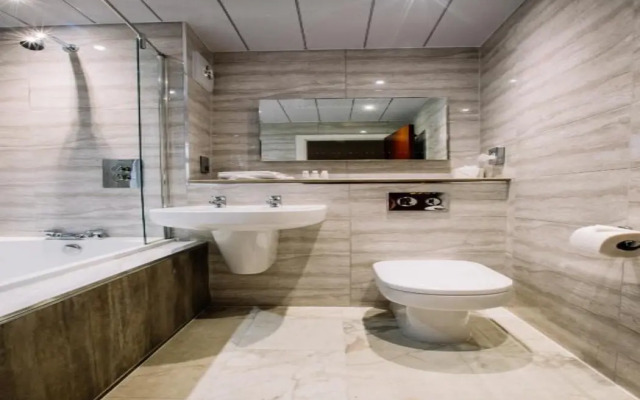 The Crooklands, BW Signature Collection