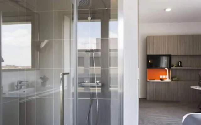 Nemea Appart Hotel So Cloud Lyon Part Dieu