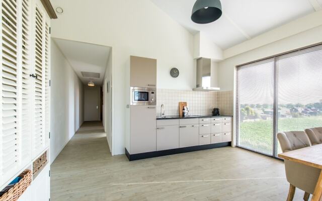 Cozy Apartment in Kamperland With Private Terrace