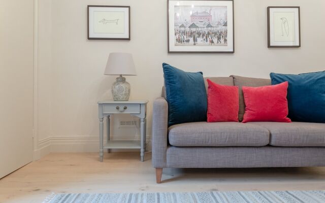 1 Bedroom Apartment In Sloane Square