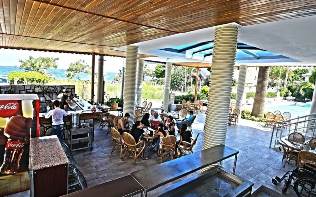 Oz Guzelcamli Otel
