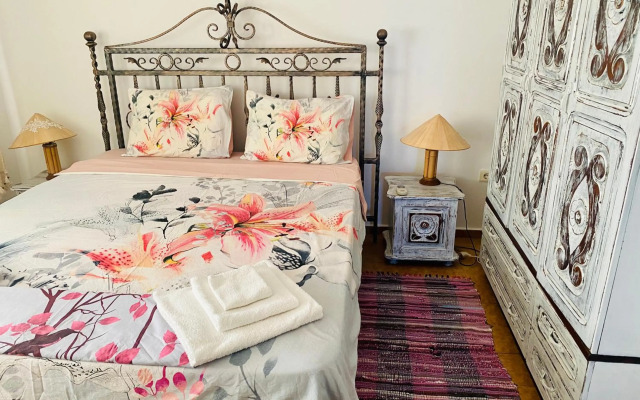 Marina Dinevi Complex Monastery 1 Saint Vlas