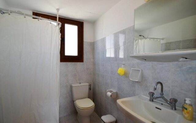 Madoupa Beach Apartments