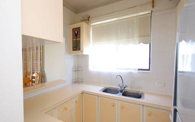 Avilla Court 1