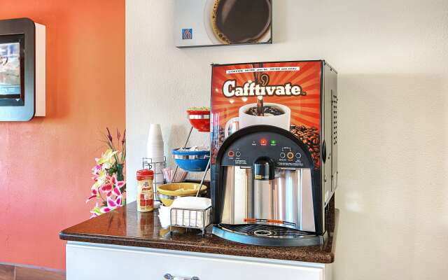 Motel 6 Harrisonburg, VA - South