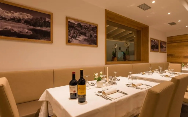 Albergo Dimaro Wellness & Family Hotel