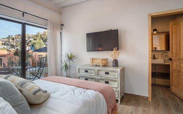 Casa Pandurata Luxury Apartments in Centro, San Miguel de Allende