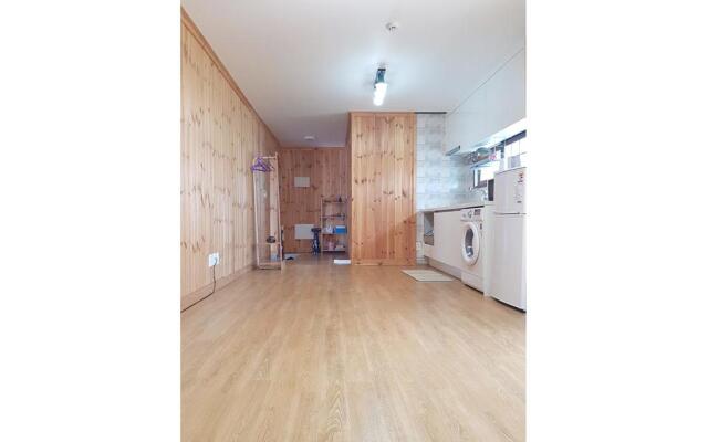 Jeju Teonang House Pension and Guest House