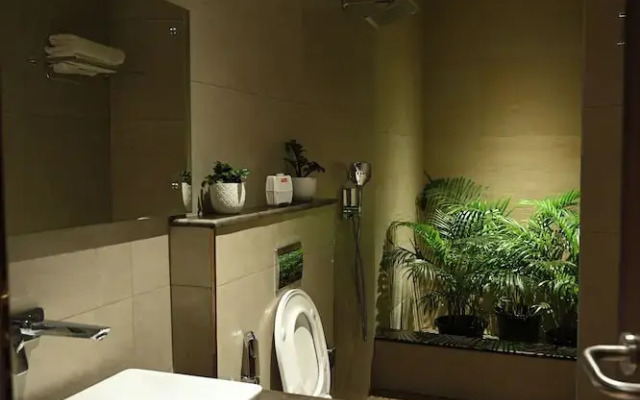0484 Aero Lounge - Terminal 2, Cochin Airport Hotel