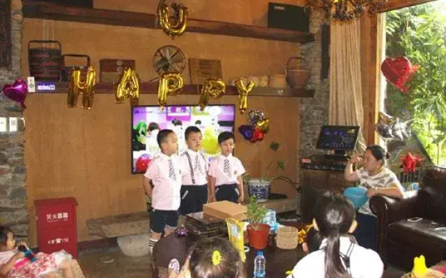 Moganshan Xiaomusen Hot Spring Holiday Home Stay