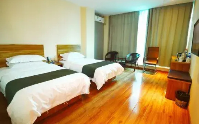 Taiyuan Huazhong Apartment
