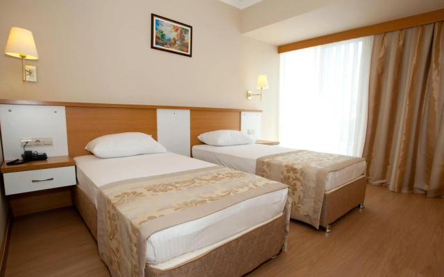 Aes Club Hotel