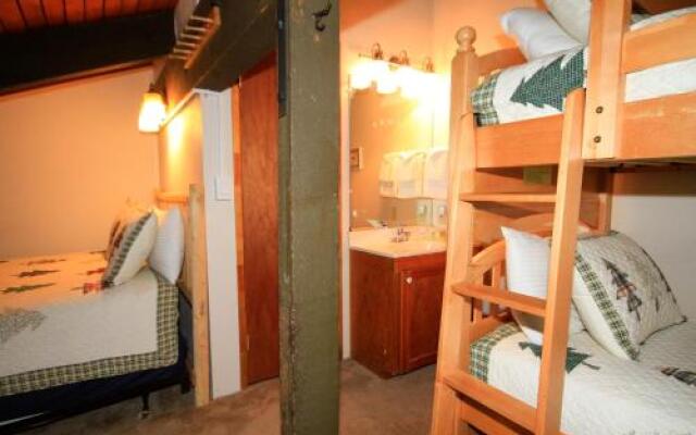 Discovery 4 #152, Loft, Pet Ok