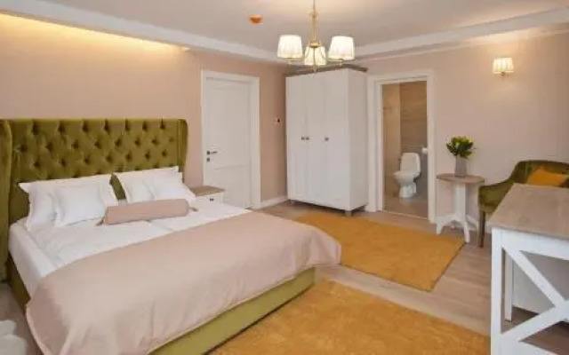 Upper Residence