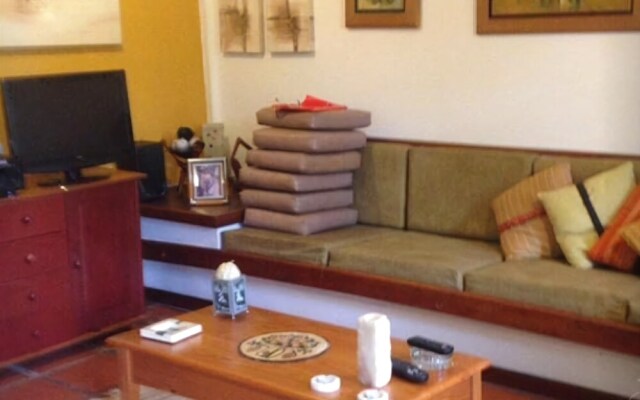 Casa em Manguinhos a 150 Metros da Praia