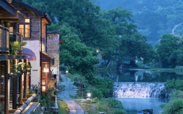 Wuyuan On The Bound Hotel
