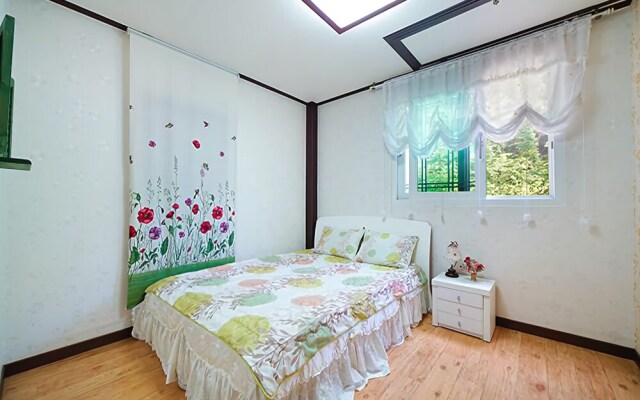 Yangpyeong Dandelion Pension
