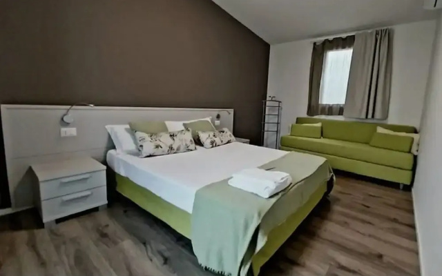 Apartment in Iseo With Pool