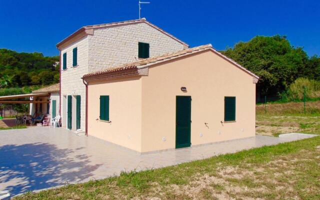 S209 - Sirolo, nuovissimo bilocale con portico pt