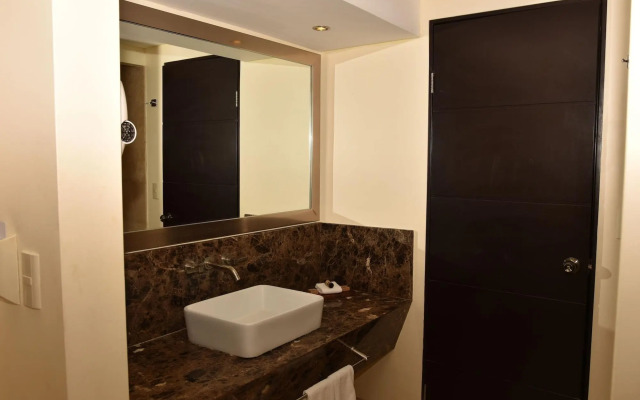 Marinaterra Hotel & Spa