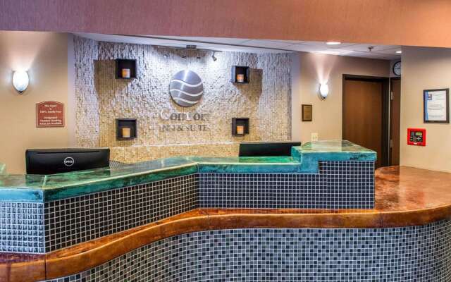 Hometowne Studios & Suites By Red Roof Washington