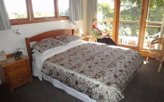 Arapiki Accommodation Units