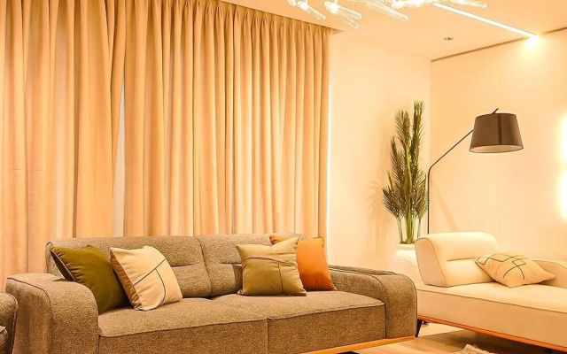 5D Luxury Apartment