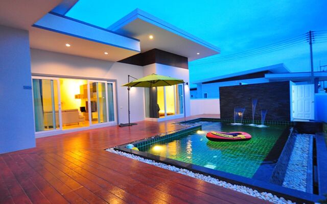 Jira Pool Villa