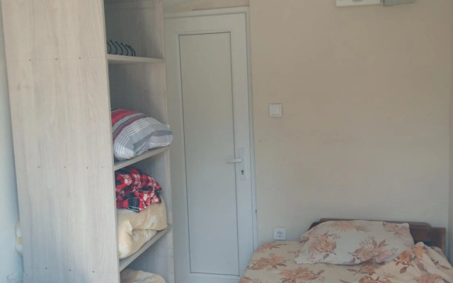 Monte room