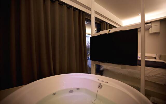 Gapyeong Innocent Deep Pool Villa
