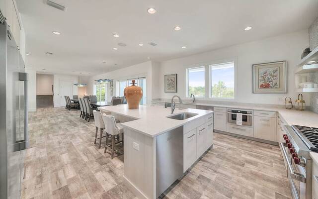 Neptune's Nest by Five Star Properties