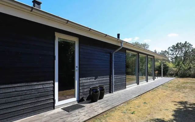 8 Person Holiday Home in Albaek-by Traum