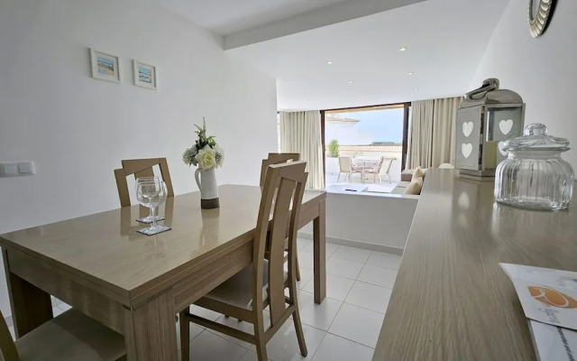 Albufeira Blue Wave Retreat 65