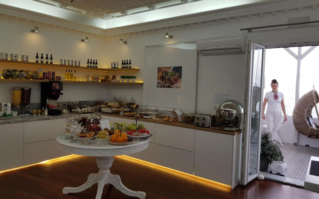 Apollon Boutique Hotel