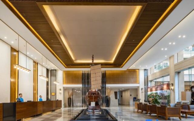 Zhenru Hotel