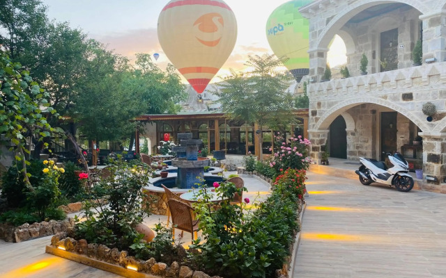 Kayatas Hotel