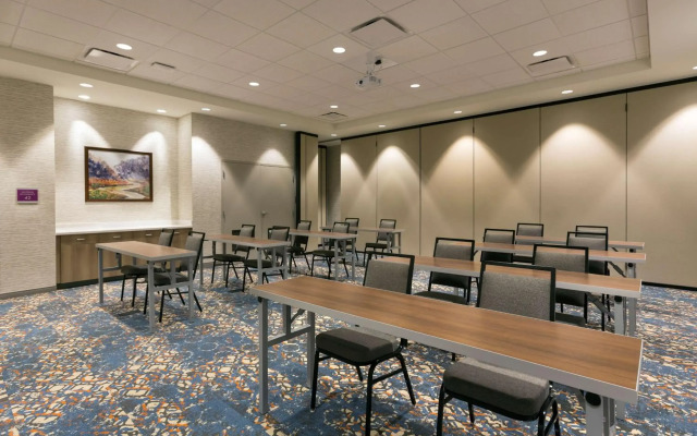 Home2 Suites by Hilton Charlotte Belmont